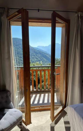 Large private chalet in Vaujany Vaujany